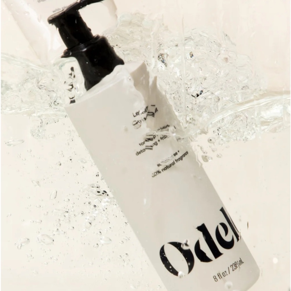 Odele Leave In Conditioner for deep moisture, detangling + frizz control